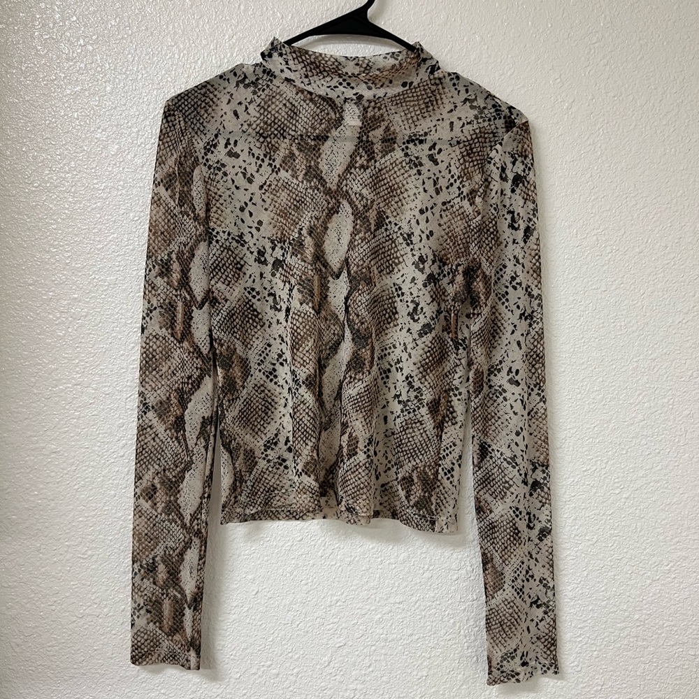 West of Mel rose Sheer long sleeve